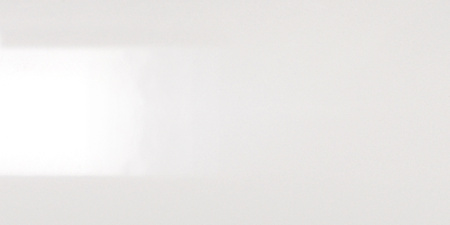 KB91 Профиль горизонтальный C-образный для нижних баз 4м A16 Белый глянец